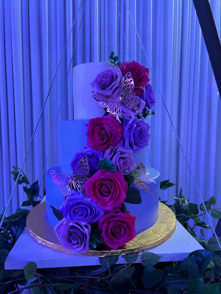 Pastel con detalle